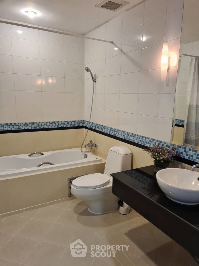 รูป คอนโด 2 ห้องนอน 114 ตร.ม. ใกล้ BTS อโศก 200 ม. Citi Smart Sukhumvit 18 (ID 1499221) - รูปที่ 12/13