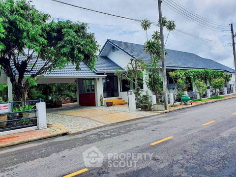 บ้าน 4 ห้องนอน ให้เช่า บ้านในฝันเชียงใหม่ ใกล้เชียงใหม่ไนท์ซาฟารี (ID 2989521)