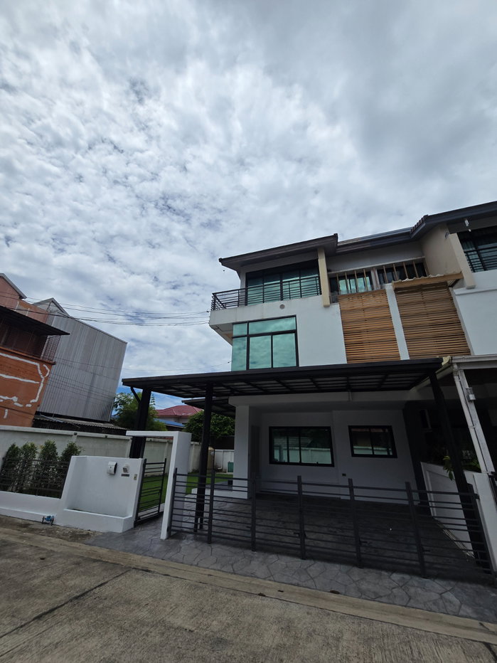 picture 3-storey twin house at Viridian Ratchaphruek" - 3/25