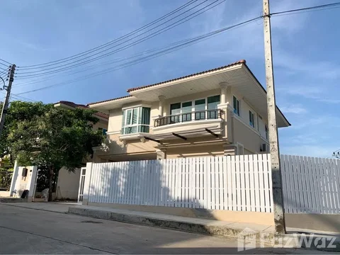 4 Bedroom close to Robinson 6453398