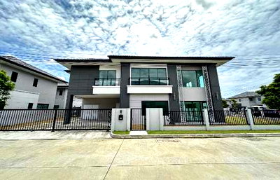 บ้านเดี่ยว ม.ราชพฤกษ์ : ขาย บ้านเดี่ยว มือหนึ่ง หลังมุม หมู่บ้าน ชีวารมย์ นครอินทร์ ใกล้ มหาวิทยาลัยราชพฤกษ์ และ The Walk 94 ตรว 2 ชั้น