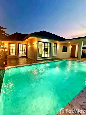 Houses for sale Rubberland : Fully Renovated 4-Bedroom Pool Villa in Pattaya 6419112