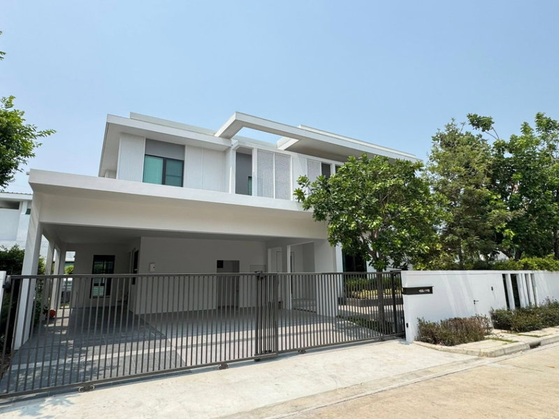 Houses for rent : 💎 Luxury Show House for Rent | Mantana Bangna KM.15 – Elite Model, Private Corner Unit Next to Park