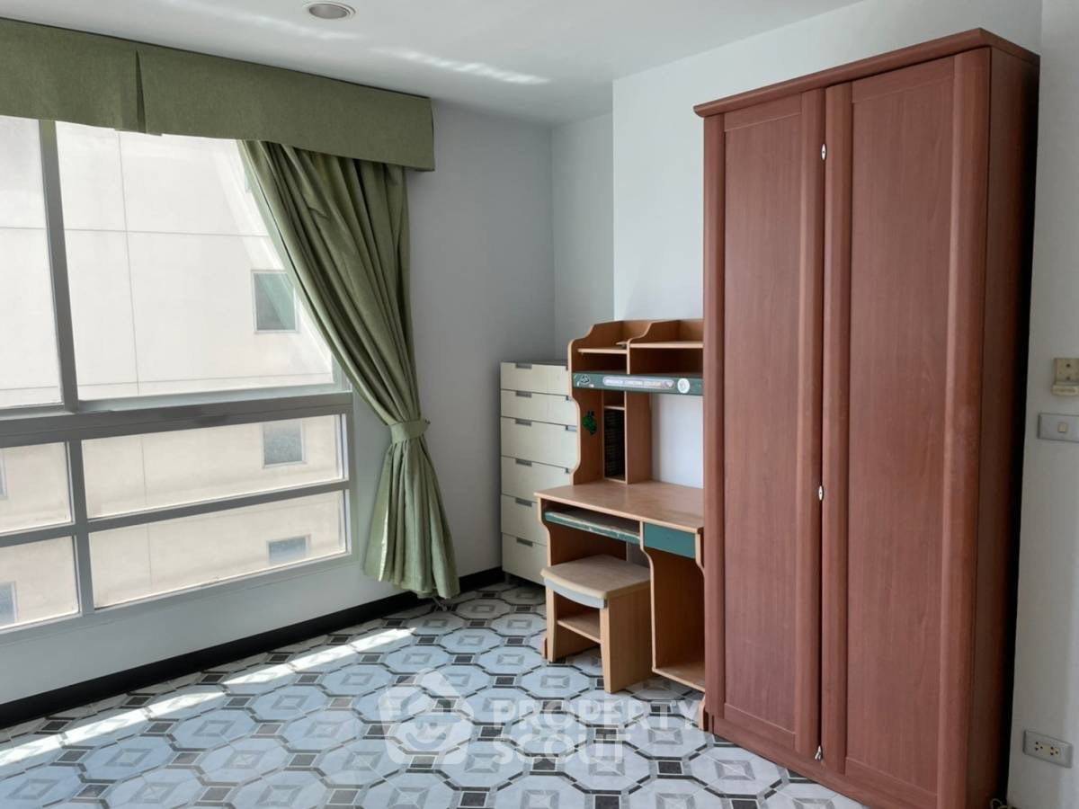 รูป คอนโด 2 ห้องนอน 100 ตร.ม. ขาย ที่ สาธร เฮ้าส์ ใกล้ BTS สุรศักดิ์ 90 ม. (ID 2991281) - รูปที่ 8/11