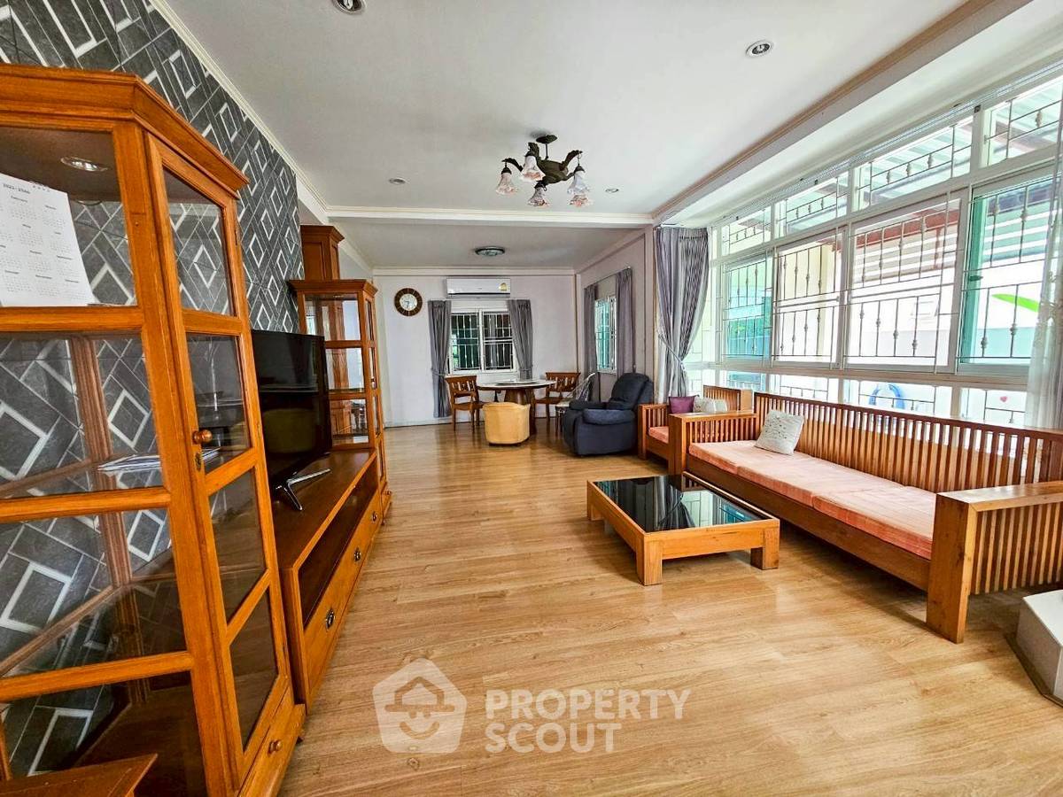 รูป บ้าน 5 ห้องนอน ให้เช่า ศุภาลัยวิลล์เชียงใหม่ ทำเลชัยสาธร สารภี เชียงใหม่ (ID 2989663) - รูปที่ 5/22