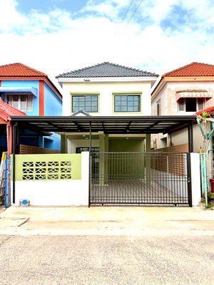 ขายบ้านเดี่ยว : บ้านเดี่ยว รีโนเวทใหม่ ทำเลดี หมู่บ้านอมรทรัพย์ ซอยเลียบวารี 25 คู้ขวา แขวงโคกแฝด เขตหนองจอก เดินทางสะดวก