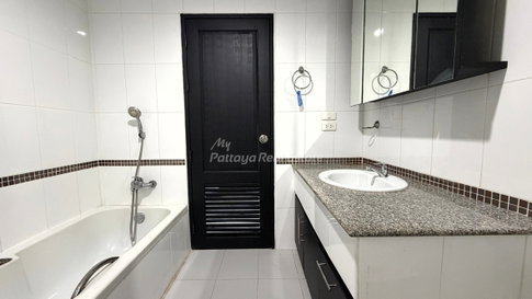 🛏️ Studio - 🛁 1 ห้องน้ำ - 🏙️ City View - 🌏 ชื่อชาวต่างชาติ - 🏢 TW Jomtien Beach Condominium Pattaya - รหัส: TW12