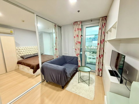 T256 ให้เช่าคอนโด Haus23 Ratchada-Ladprao (เฮ้าส์23 รัชดา-ลาดพร้าว) ทำเลดีใกล้MRTลาดพร้าว ห้องสวย เฟอร์ครบ มีเครื่องซักผ้า