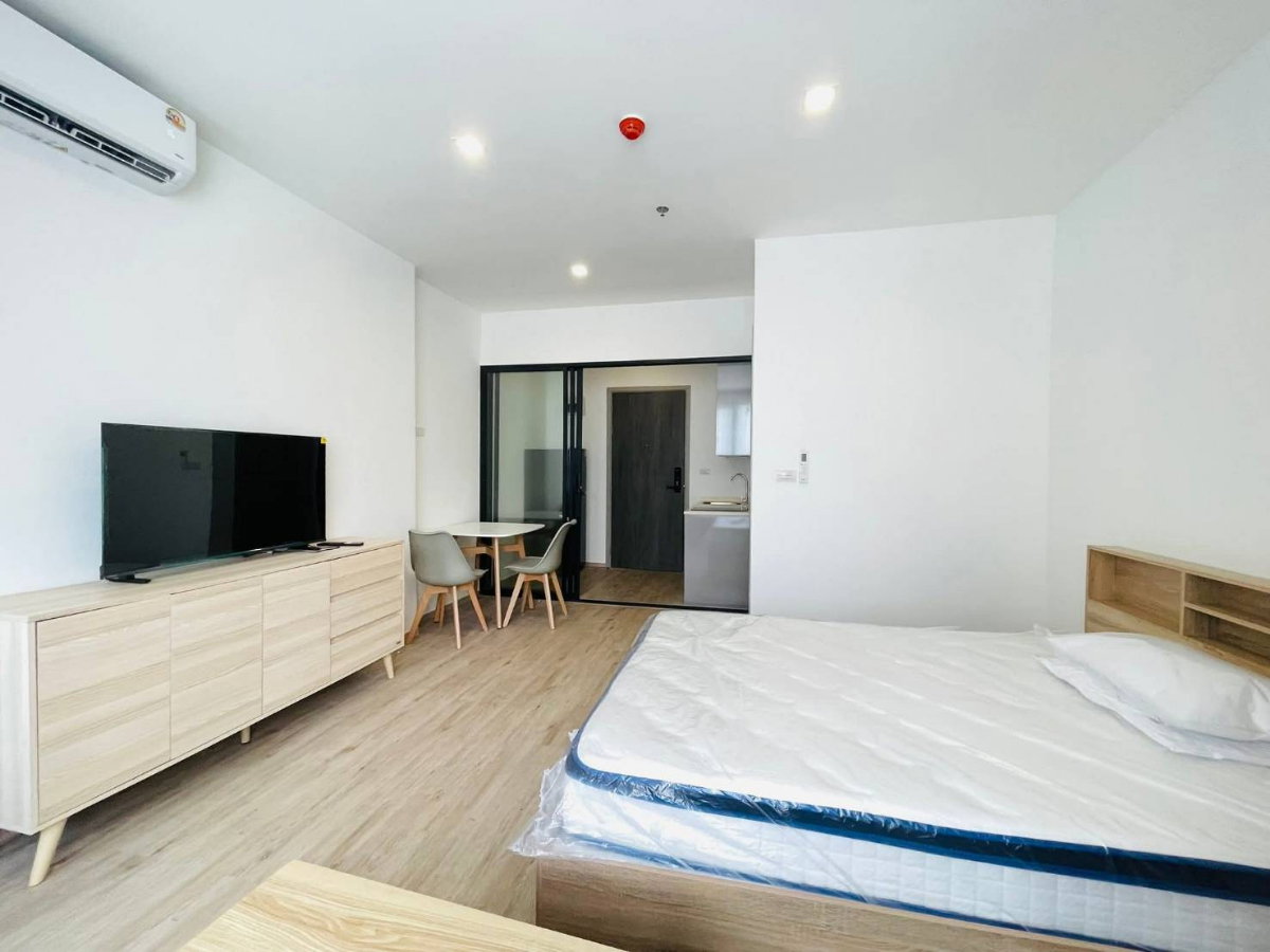 picture For Rent : The Rich RAMA 9 - Srinakarin (Brand new room) - 9/19