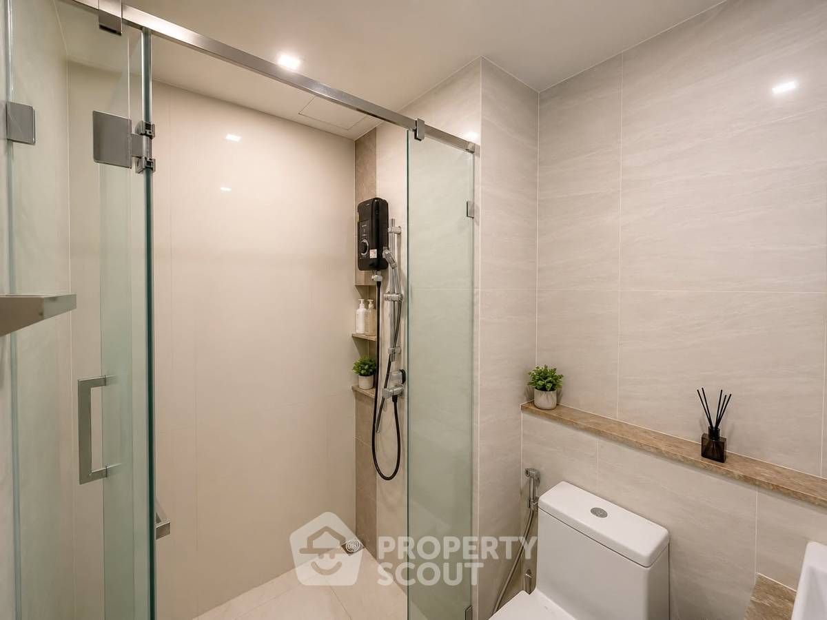 รูป คอนโด 1 ห้องนอน 32 ตร.ม. ที่ ควินทารา ทรีเฮาส์ สุขุมวิท 42 ใกล้ BTS เอกมัย 400 ม. (ID 2993311) - รูปที่ 2/6