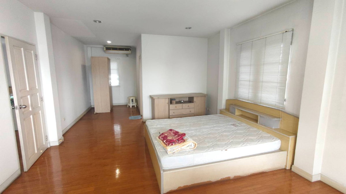 รูป ขายบ้านเดี่ยว 3 ชั้น หลังใหญ่ หมู่บ้านร่มรื่นราชพฤกษ์ - รูปที่ 25/27