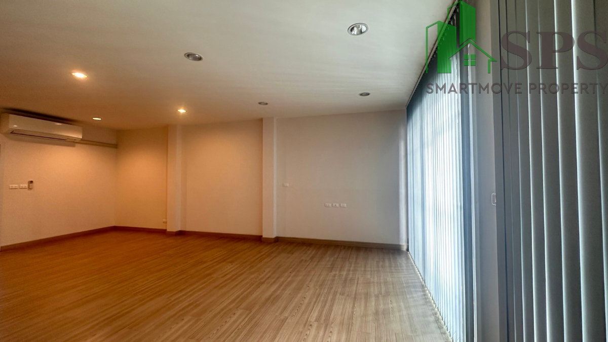 รูป ให้เช่า Home office โครงการ The master อุดมสุข สุขุมวิท 103 ( SPSEVE077 ) - รูปที่ 10/18
