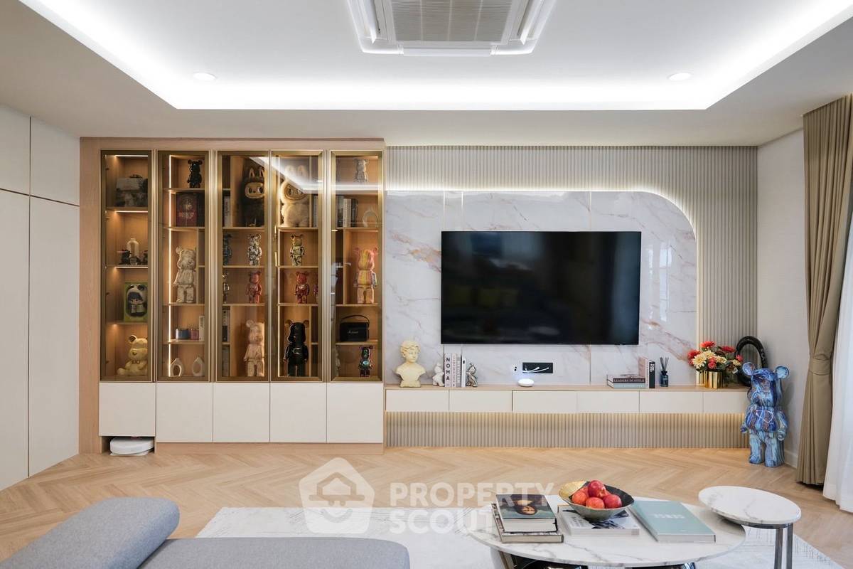 รูป บ้าน 4 ห้องนอน พื้นที่ 400 ตร.ม. ขาย ศูนย์กลางบางนา (บางแก้ว) (ID 2995685) - รูปที่ 2/16