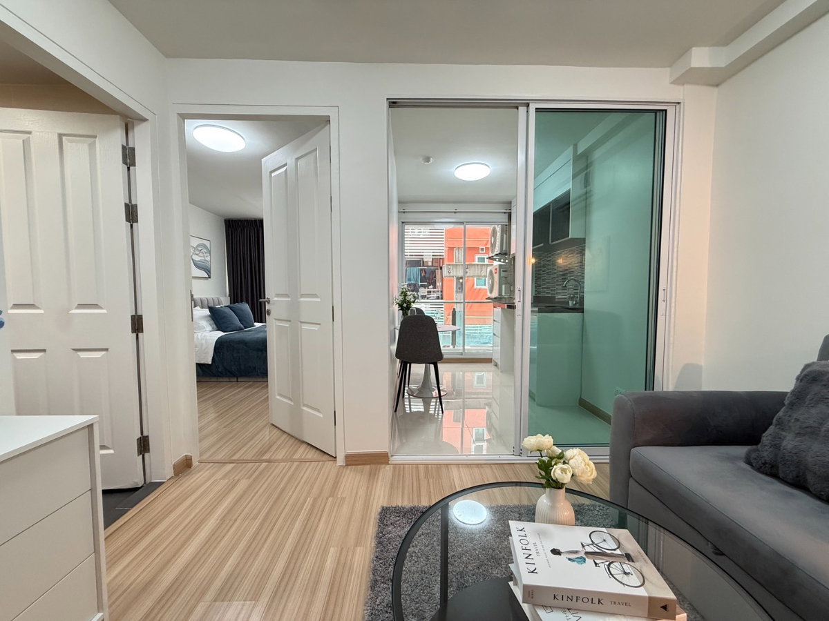 picture Chateau  in  Town  Ratchada 19  For Sell - 9/10