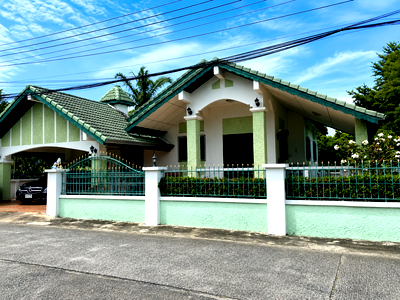 บ้านเดี่ยว พิพิธภัณฑ์ยางพารา  : Spacious Single House for Sale East Pattaya Large Land Plot