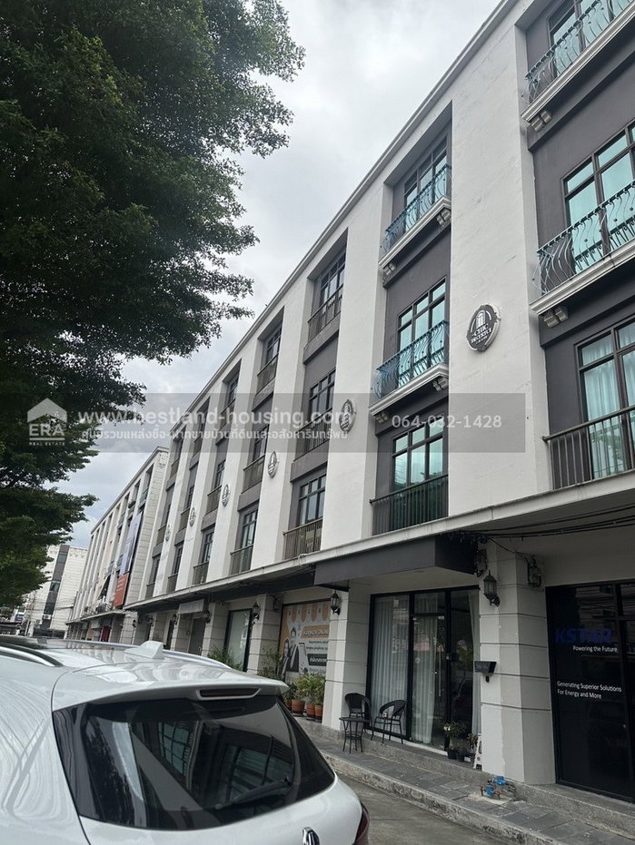 รูป ขายโฮมออฟฟิศ ชิค ดิสทริคท์ ราม 53  โฮมออฟฟิศ 4 ชั้น ตกแต่งพร้อมอยู่ เหมาะสำหรับพักอาศัยและทำธุรกิจ - รูปที่ 4/11