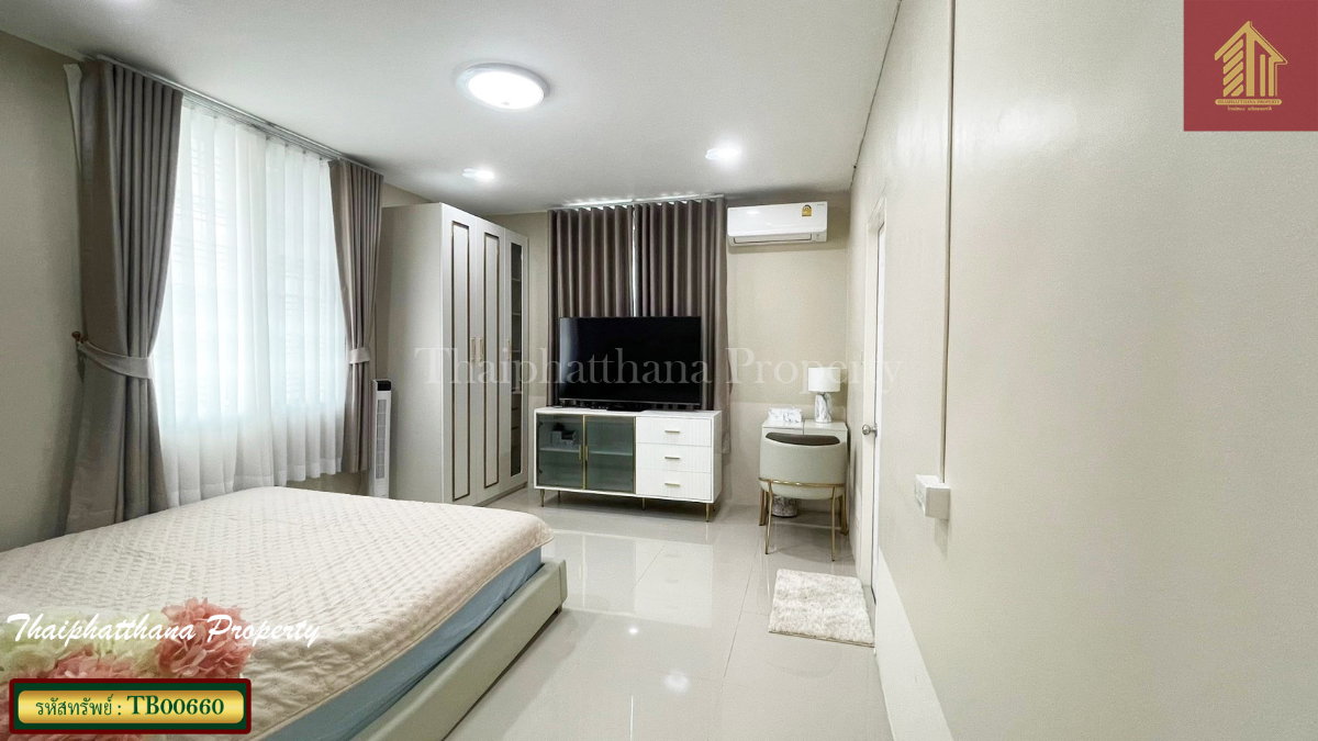 รูป ขายบ้านสวนเนรมิต (ออเงิน-รามอินทรา) บ้านหรู ตกแต่งเฟอร์นิเจอร์ครบครัน นำกระเป๋าเสื้อผ้าเข้ามาอยู่ได้เลย - รูปที่ 8/20