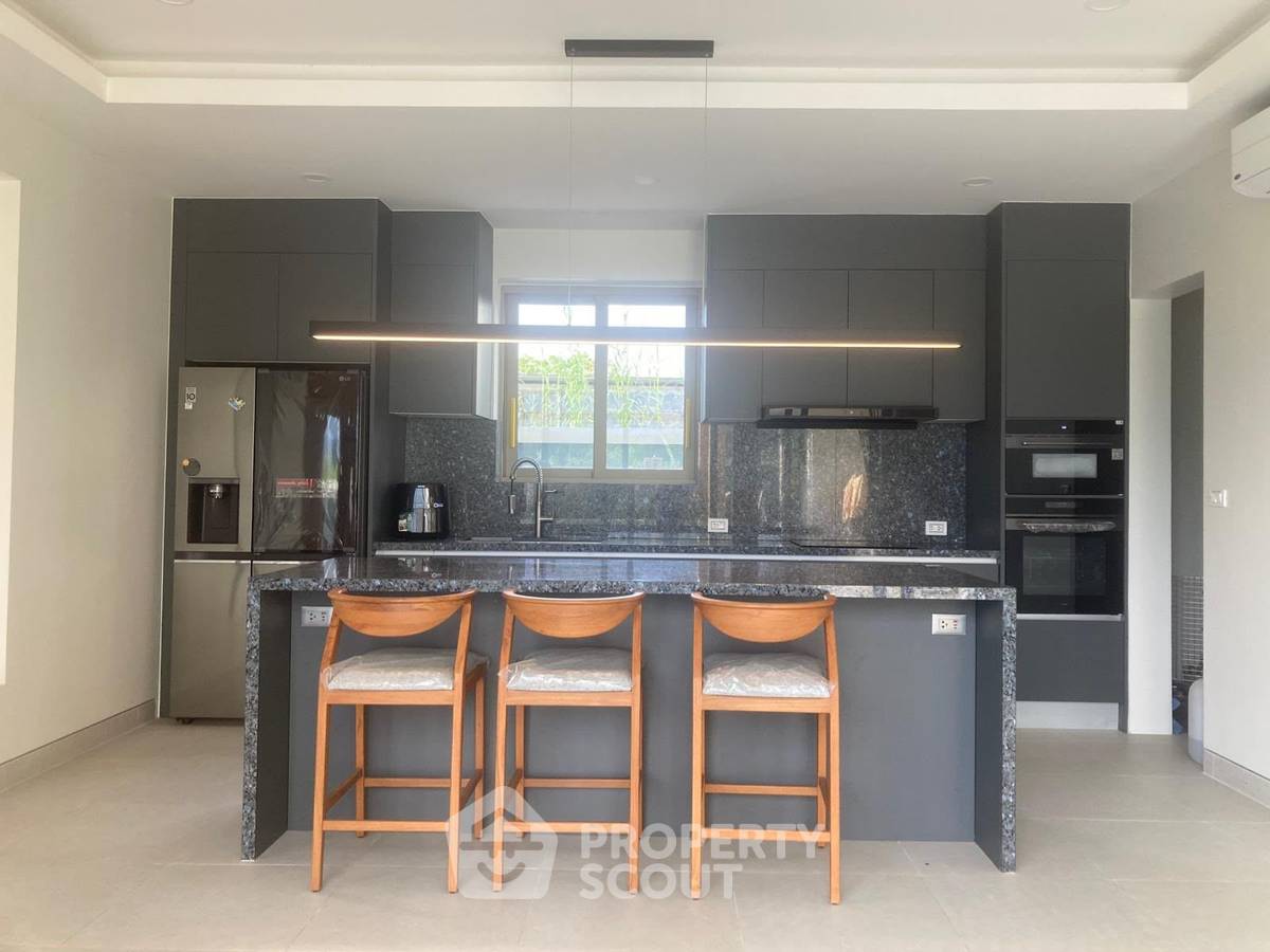 picture Pet-Friendly 4-BR Villa, The Lake House, Laguna Phuket (ID 1556802) - 7/20