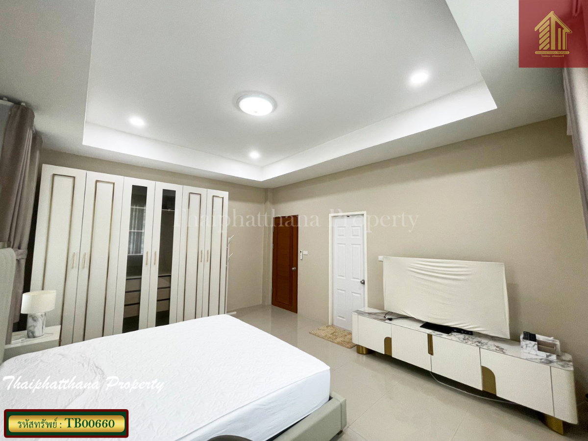 รูป ขายบ้านสวนเนรมิต (ออเงิน-รามอินทรา) บ้านหรู ตกแต่งเฟอร์นิเจอร์ครบครัน นำกระเป๋าเสื้อผ้าเข้ามาอยู่ได้เลย - รูปที่ 12/20