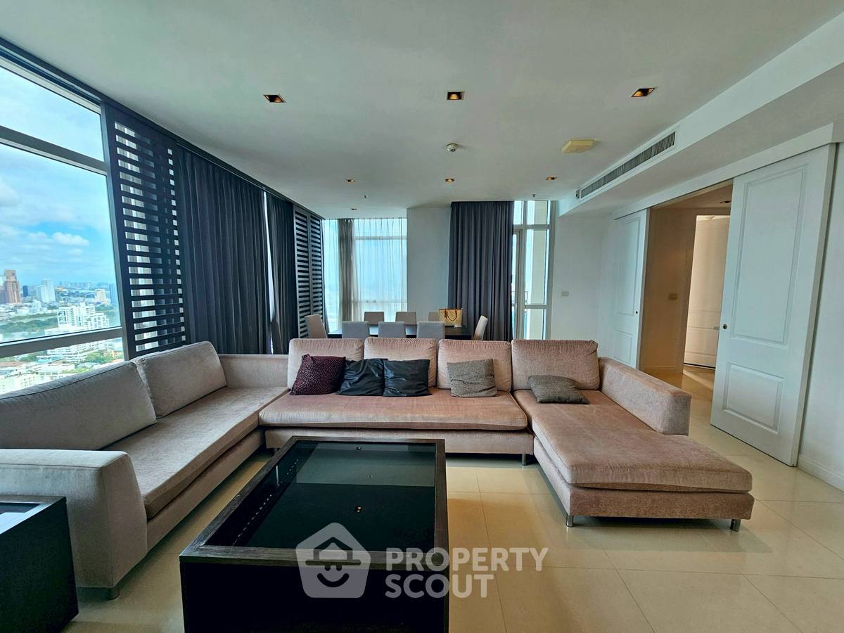 รูป คอนโด 3 ห้องนอน 215 ตร.ม. ที่ Athenee Residence ใกล้ BTS เพลินจิต 200 ม. (ID 2998547) - รูปที่ 2/19