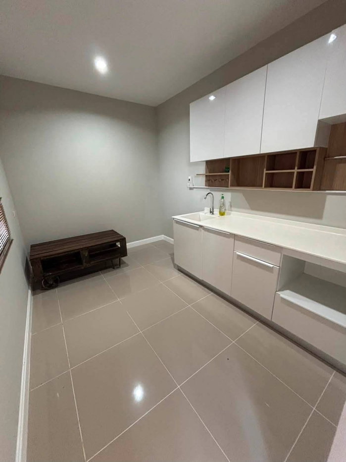 รูป ขายบ้านแฝดหลังใหญ่  โครงการ กาญกนกวิลล์ 21 สันทราย เชียงใหม่ (H487) T.0946511456 - รูปที่ 9/12