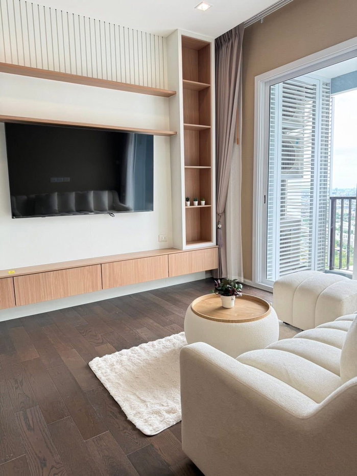 รูป (TT302) เช่าคอนโด The Saint Residence (เดอะ เซนต์ เรสซิเดนซ์) ตึกA ชั้น40 ขนาด 64.2 ตร.ม 2 ห้องนอน 2 ห้องน้ำ ใกล้ Mrt พหลโยธิน - รูปที่ 3/8