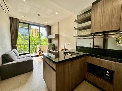 Mori Haus | ให้เช่า 1 ห้องนอน ตกแต่งสวย วิวสวนสีเขียว ใกล้ รร.นานาชาติ ในโครงการ T77