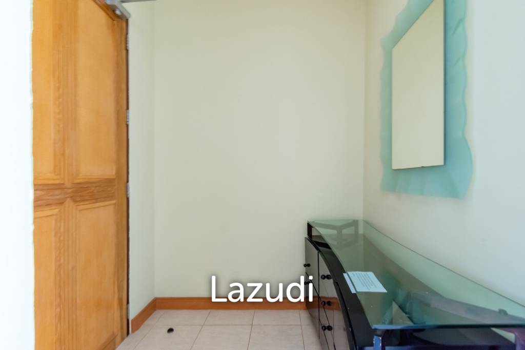 รูป BLUE LAGOON : 2 Bed Pool View Condo - รูปที่ 14/21