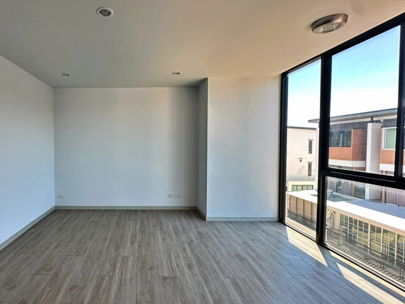 รูป ขายทาวน์โฮม/โฮมออฟฟิศ 3.5 ชั้น หมู่บ้านอนินทาวน์ | Arnintown เทียนทะเล 7 บางขุนเทียน - รูปที่ 9/12