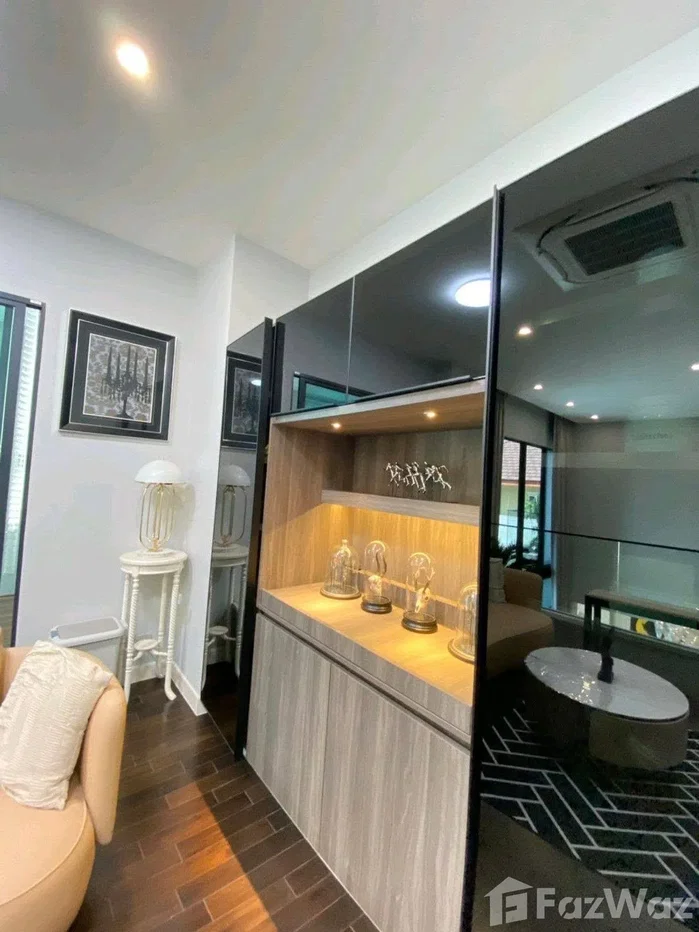 picture "Luxury 9-Bedroom Pool Villa | 800 Sq.m. Usable Area | 6470449 - 15/15