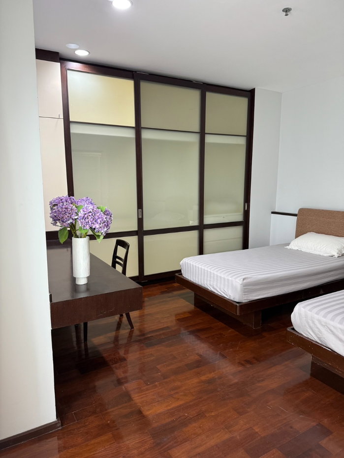 รูป ให้เช่า 2 ห้องนอน 144 ตร.ม พร้อมเข้าอยู่ -- โทรด่วน 094-641-5974 - รูปที่ 10/25