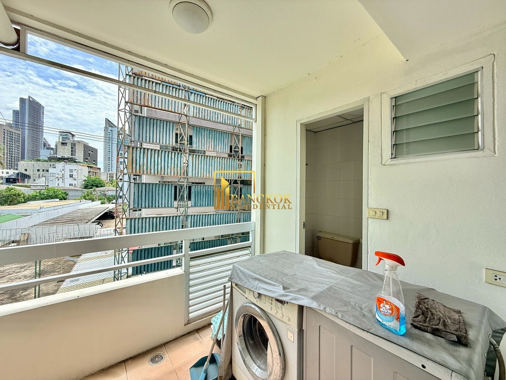 picture Expansive 3 Bedroom Apartment For Rent in Phrom Phong - BR20791AP - 29/35