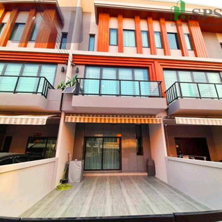 รูปภาพ Townhome for Rent at iGENT Pattanakarn – Fully Furnished and Ready to Move In (SPSJP426)