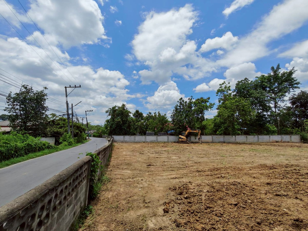 รูป ขายที่ดินผืนใหญ่ แปลงสวย สารภี เชียงใหม่ ติดถนน ถมแล้วพร้อมสร้างบ้าน ทำเลดีใกล้ชุมชน ตลาด โรงพยาบาลสารภี -SW003797 - รูปที่ 6/10