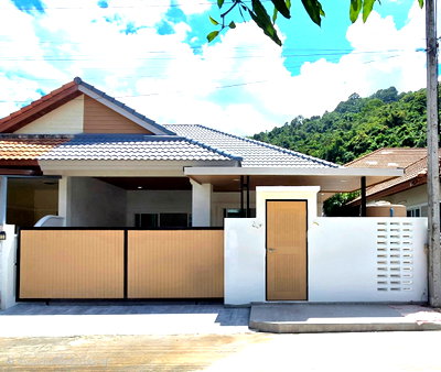 Twin houses for sale :  🏡 Dream home in Kathu area, ready to move in today! Twin houses in a great location with convenient transportation.