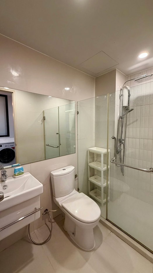 รูป *** ให้เช่าคอนโด : ไลฟ์ อโศก ห้องสวย เฟอร์ครบบิวท์อิน Walk-in Closet ใกล้MRT เพชรบุรี และแอร์พอร์ตลิ้งค์มักกะสัน (Life Asoke) *** - รูปที่ 14/14