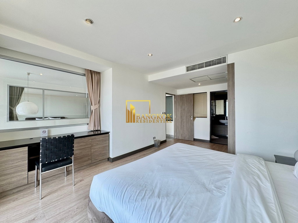 รูป Impressive 2 Bedroom Duplex Apartment in Phra Khanong - BR0686AP - รูปที่ 23/29