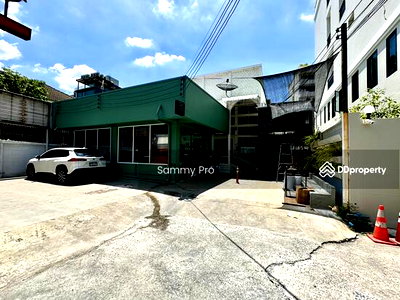 บ้านเดี่ยว ดิ เอ็มควอเทียร์ : ขายบ้านเดี่ยว ซอยพร้อมศรี 2 เขตวัฒนา กทม.