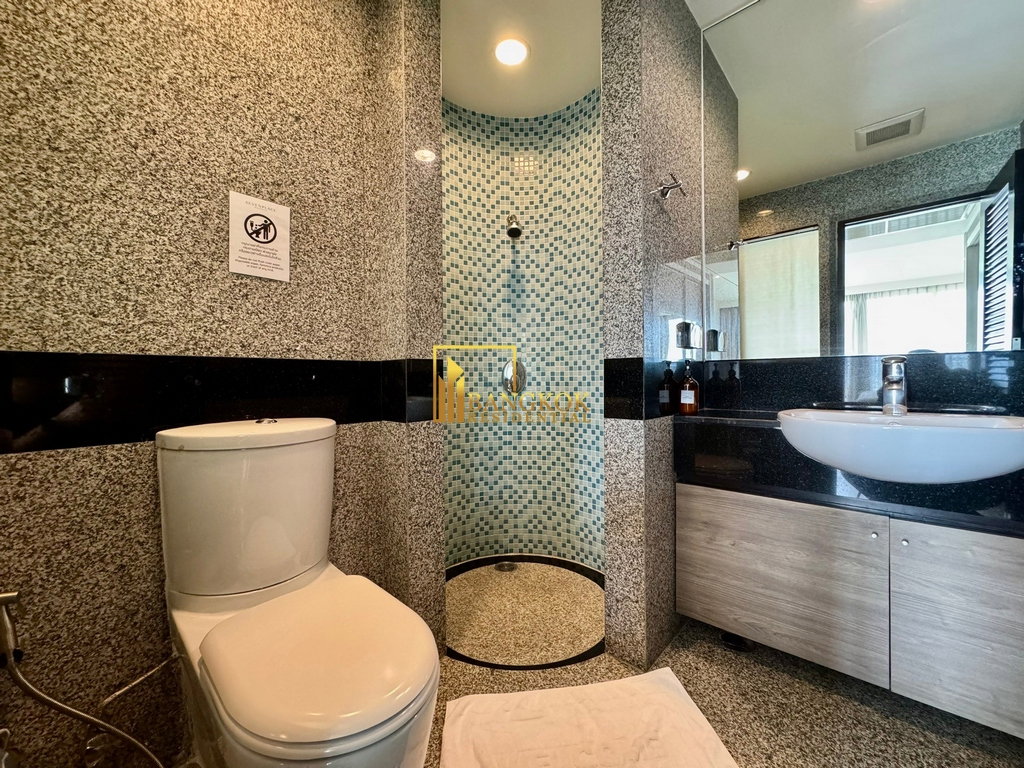 รูป Impressive 2 Bedroom Duplex Apartment in Phra Khanong - BR0686AP - รูปที่ 25/29