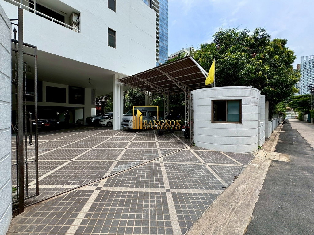 รูป Spacious 3 Bedroom Apartment Next to Lumpini Park - BR0394AP - รูปที่ 30/30