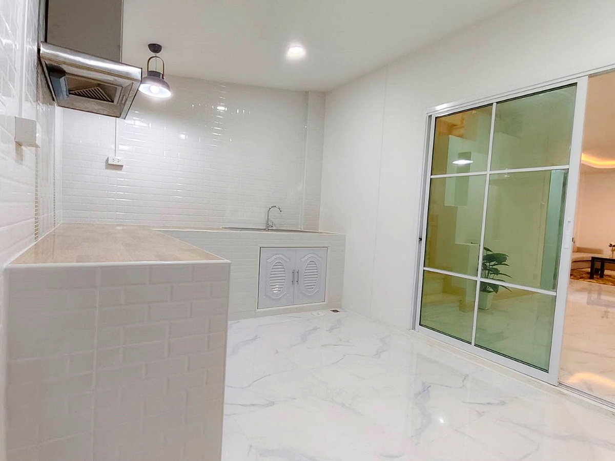 รูป บ้านสวย พร้อมอยู่ #หมู่บ้านร่มเงาไม้ บางบัวทอง ติดถนนวัดลาดปลาดุก - รูปที่ 14/26