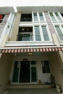 📌 ให้เช่าทาวน์เฮาส์ 3 ชั้น บ้านกลางเมือง เอสเซ้นส์ อ่อนนุช - วงแหวน 3 ห้องนอน 3 ห้องน้ำ