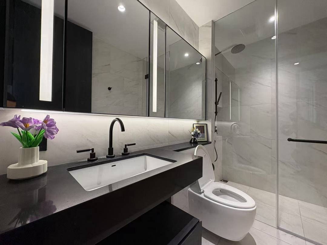 picture Renting Tait 12 2bed ready to move in pet friendly - 7/12