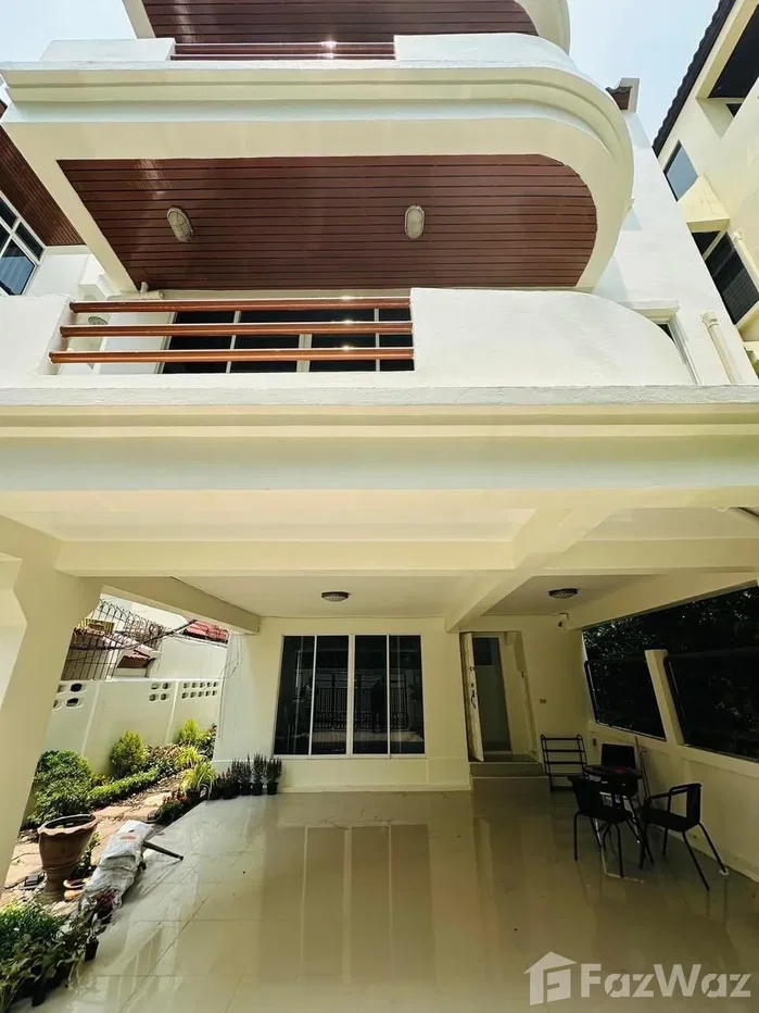 picture For Rent – Spacious Single House (Townhome Style) 6458556 - 8/20