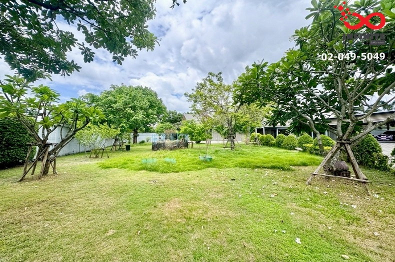 รูป ขายบ้านเดี่ยว 2 ชั้น โครงการปัญญาอินทรา P1 บนที่ดินมากถึง 620 ตรว. แปลงริม   - รูปที่ 17/18