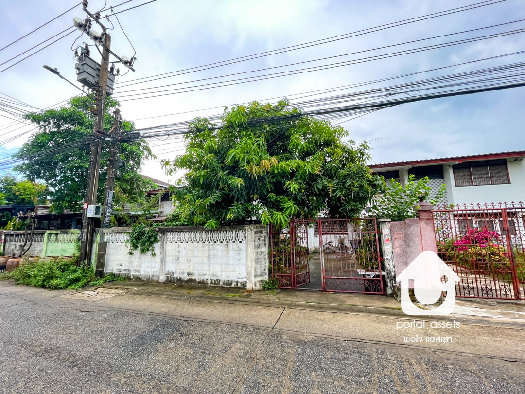 ขายบ้านแฝด เคหะนคร 1 เขตประเวศ บ้าน 3 ห้องนอน 63 ตร.วา 220 ตร.ม. ใกล้สวนหลวง ร.9