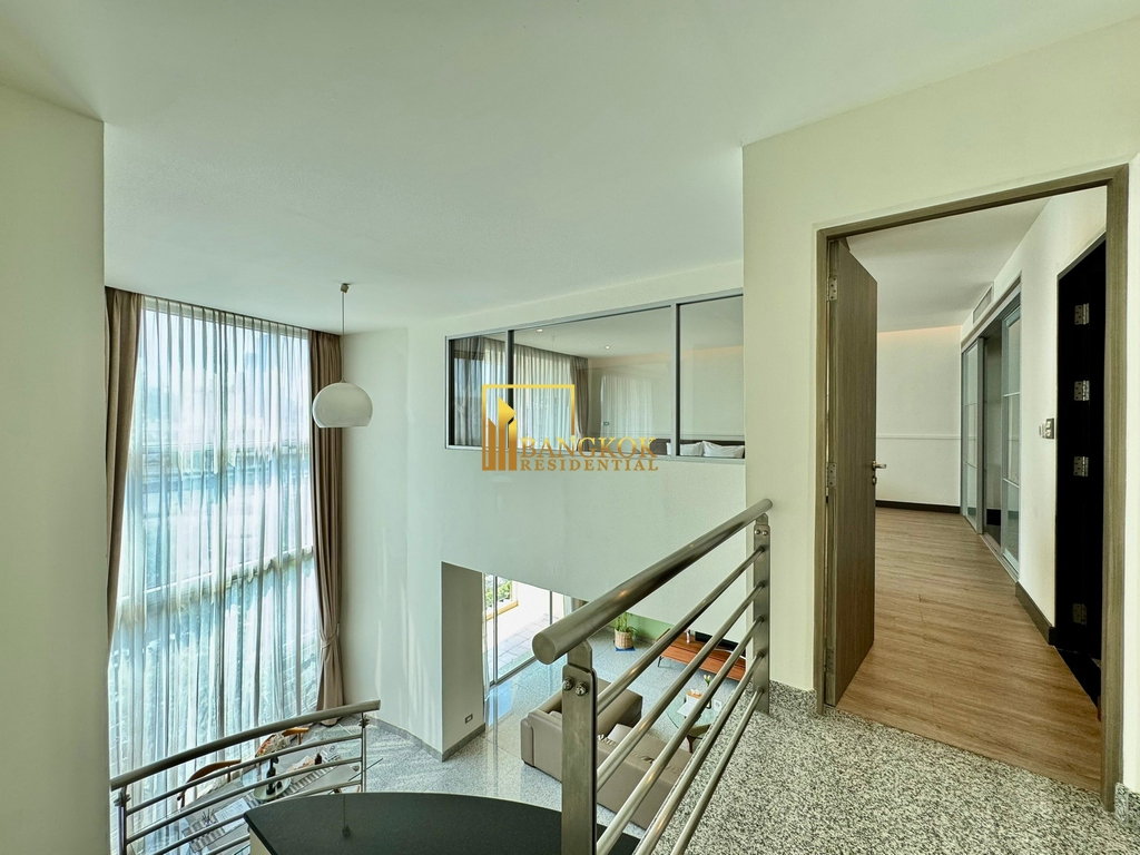 รูป Impressive 2 Bedroom Duplex Apartment in Phra Khanong - BR0686AP - รูปที่ 12/29