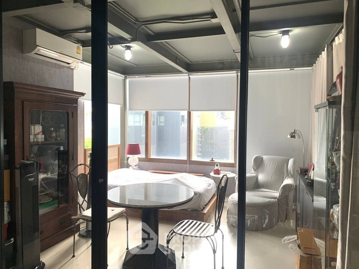 รูป คอนโด 3 ห้องนอน ขาย The Emporio Place ชั้น 5 ใกล้ BTS พร้อมพงษ์ (ID 1057419) - รูปที่ 9/27