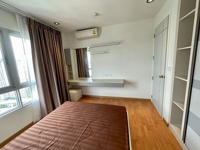 รูป the president เฟส 2 ห้องคอนโด ติดสถานีรถไฟฟ้า บางหว้า ให้เช่า 18000 บาท ห้องตกแต่ง บิ้วอิน - รูปที่ 4/12