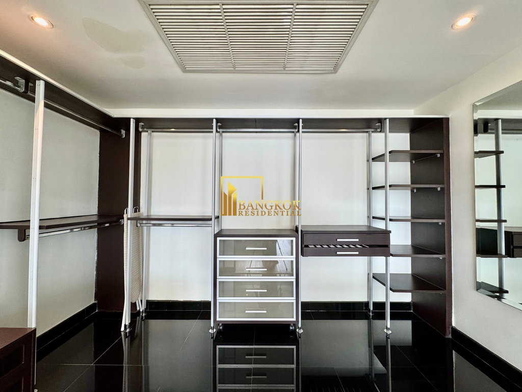 รูป Impressive 2 Bedroom Duplex Apartment in Phra Khanong - BR0686AP - รูปที่ 17/29